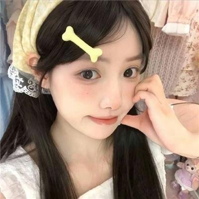 纤足缘封面